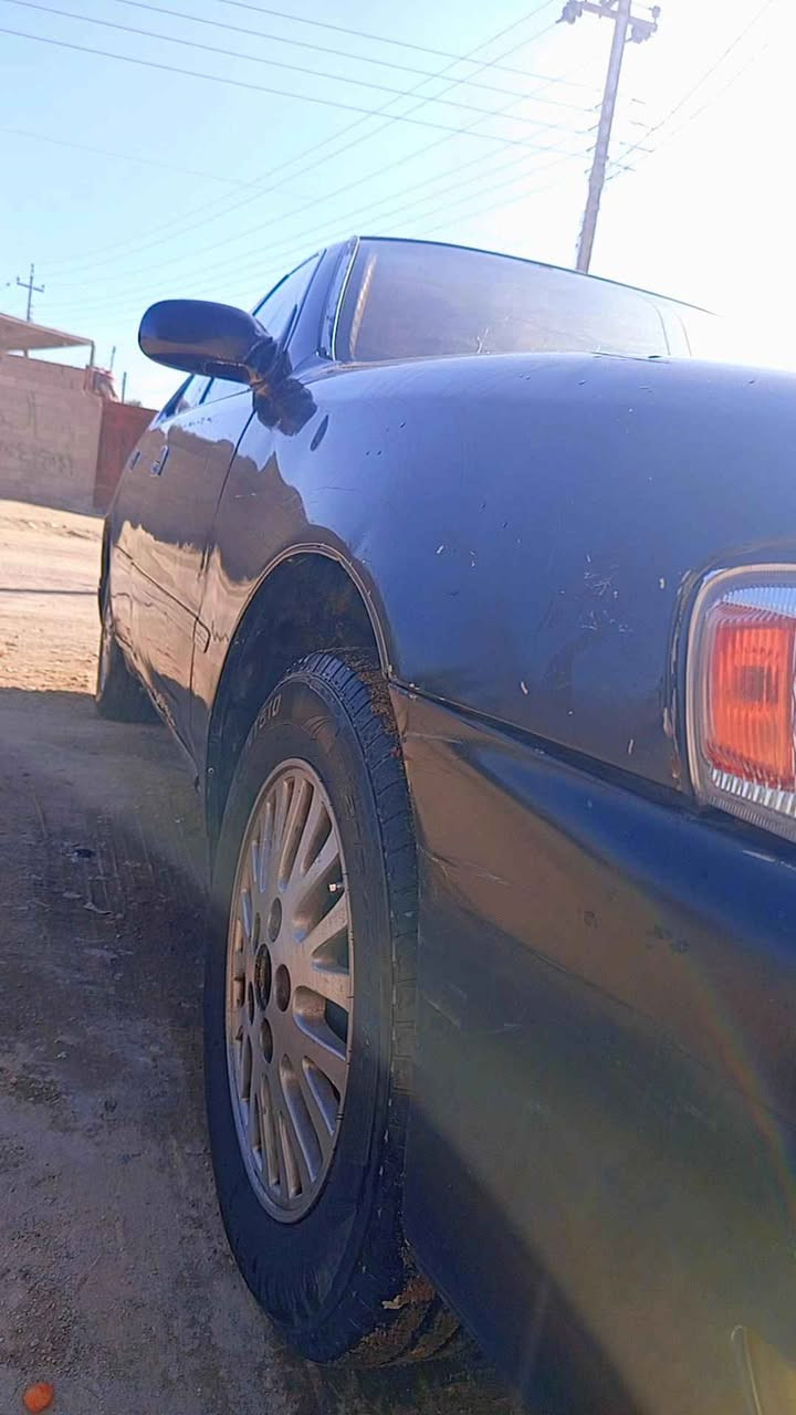 سلام عليكم سياره للبيع 40ورقه وبيه مجال مديله 91 سنويه بسمي ما منتهيه 2027يلا تنهي كرسته نفخ حداده جديده كير ومكينه ما مابيهن شي دواخل جديده سياره كلشي ما بيه 
مكاني بصره زبير
*********** Singapore
