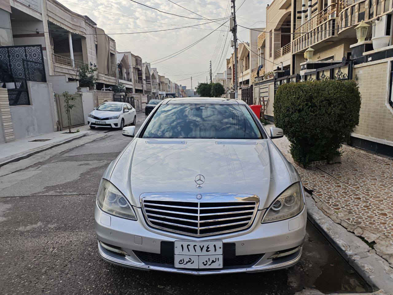 السلام عليكم ورحمة الله وبركاتة
موديل 2007
مارسيدس   S350 فول مواصفات لارج باب طويل بونراما بيها صبغ بالداير مال الجاملغ الخلفي 
السعر175
مكاني بغداد
***********
