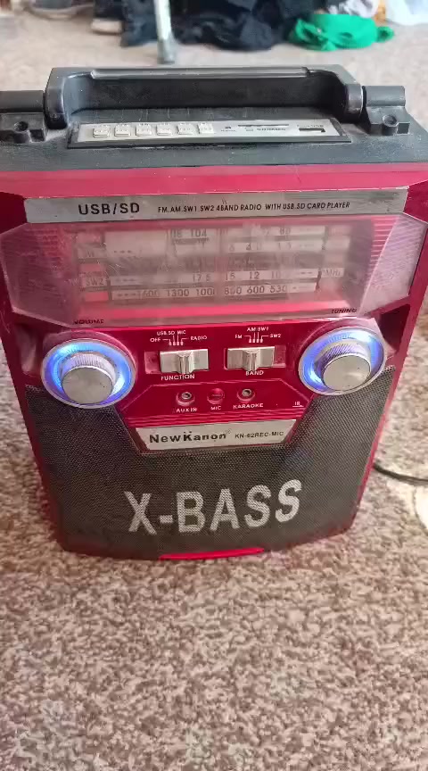 راديوات 2 شغالات الاسود صناعه يابانيه والثاني ما اعرفله يشتغلن عل كهرباء وعل بطاريات مثل ما موضح بالصور سعرهن 35 الف ثنينهن معه التوصيل


**إذا كنت صاحب هذا الإعلان وتريد حذفه لأي سبب، رجاءا أرسل رسالة إلى الدعم الفني**