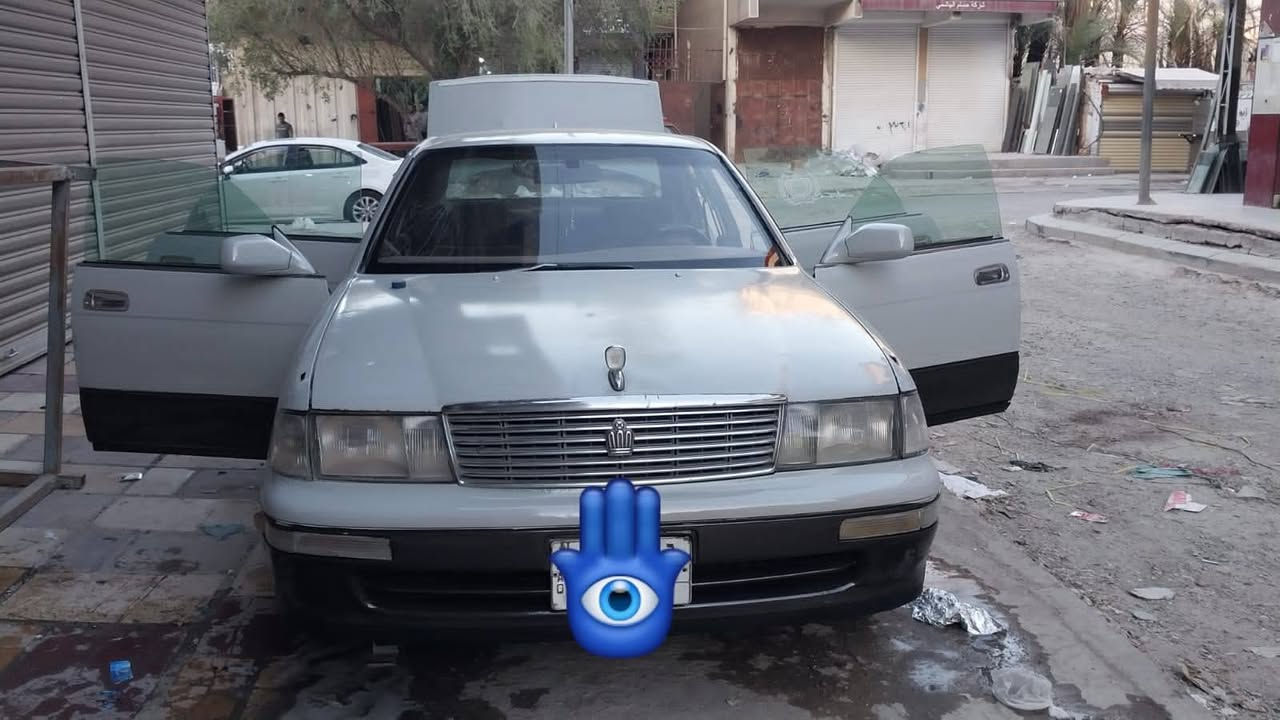 من رخصه مدير الكروب المحترم
السلام عليكم سياره للبيع او مراوس بتكسي.

بطه متصل رقم انبارالماني شرط التحويل أو وكاله سياره حلوه كير ومحرك تمام تخم تاير باتري جديد والكشر شوف العين السعر 45   وبيهه مجال . السياره حاليا ابغداد 
*********** واتساب
