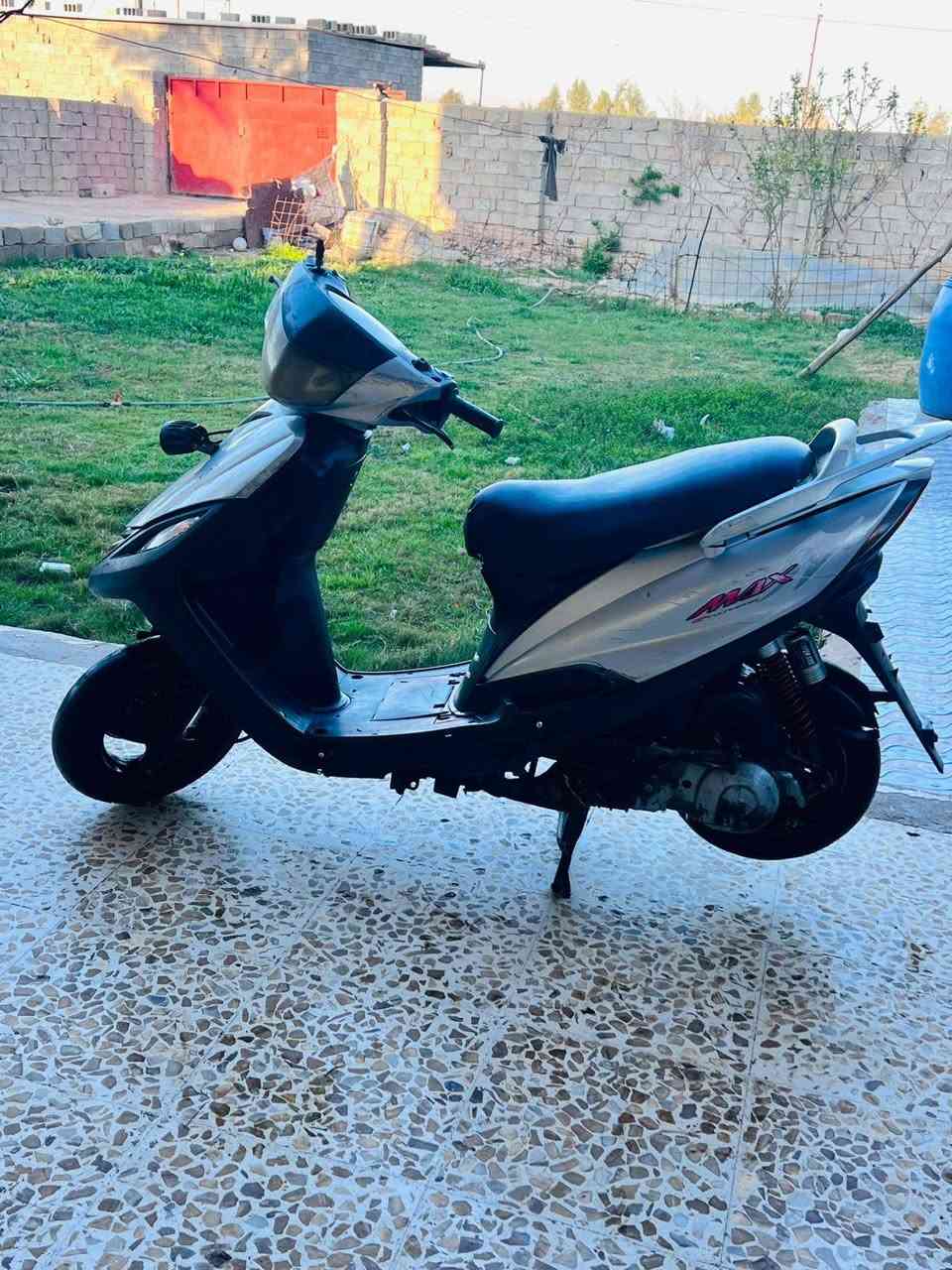 السلام عليكم ماكس ثعلب البيع وراق بيه كامله مكمله كله شغاله دراجه خير من الله  مكان ديالئ خان بني سعد سعر خاص او نتصال  ‏‪***********‬‏
