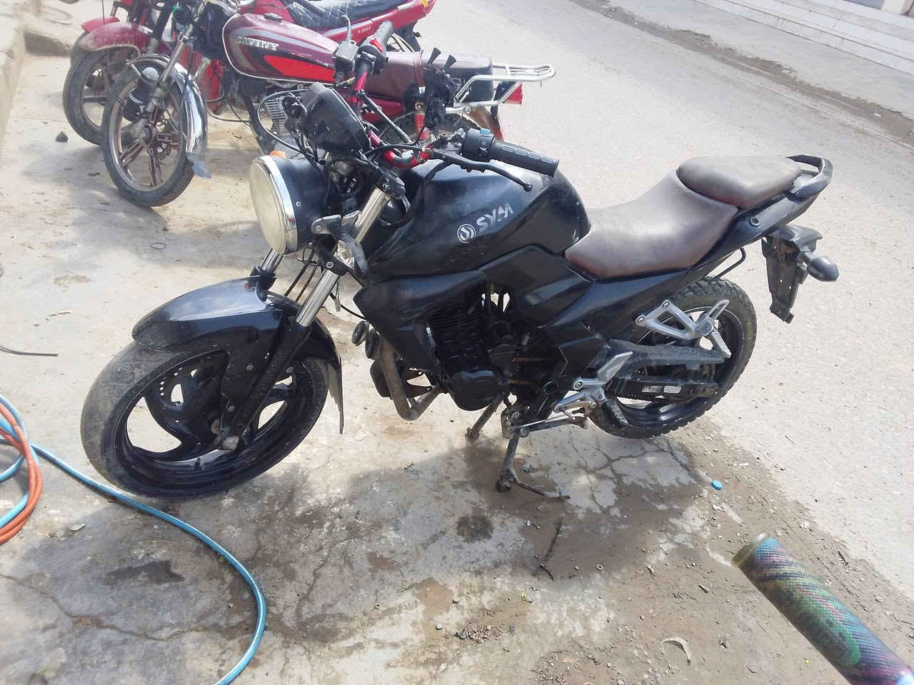 دراجة سايم بطح كلشي ماعايزة السعر 400وبي مجال مامتواجد مازنجر اتصل ‏‪***********‬‏
