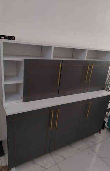 كاونتر خشب 3 قطع جديد للبيع
قطعة ارضية + قطعة جدارية + قطعة سنك
السعر 275 الف
الشراي الأتصال على الرقم
*********** النجف
