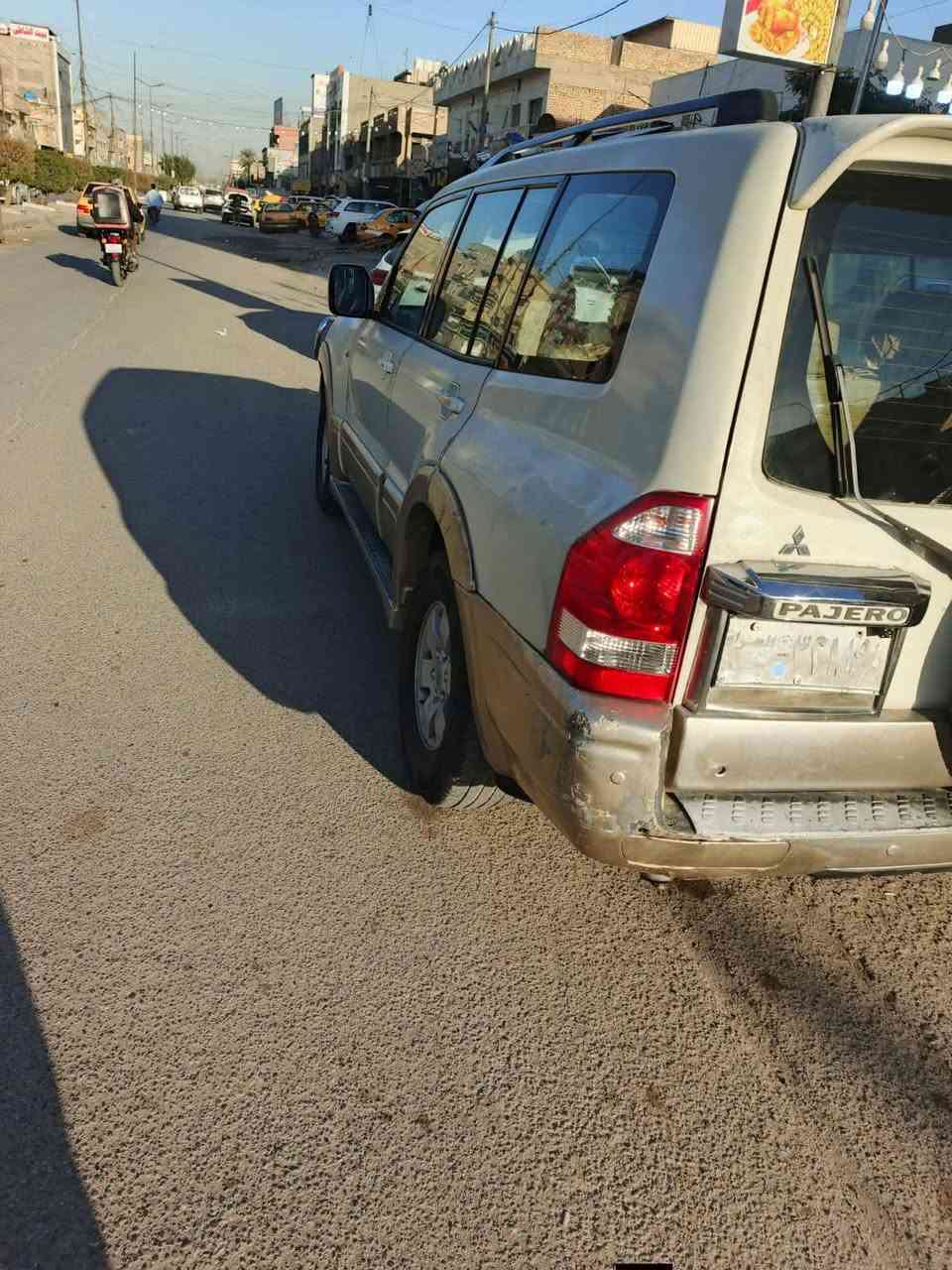 السلام عليكم
باجيرو 2007 مكينه وگير جديدات يرادلها صبغ عام 
رقم الهاتف:***********
العنوان: بغداد الحرية 
السعر:75وبيها مجال
