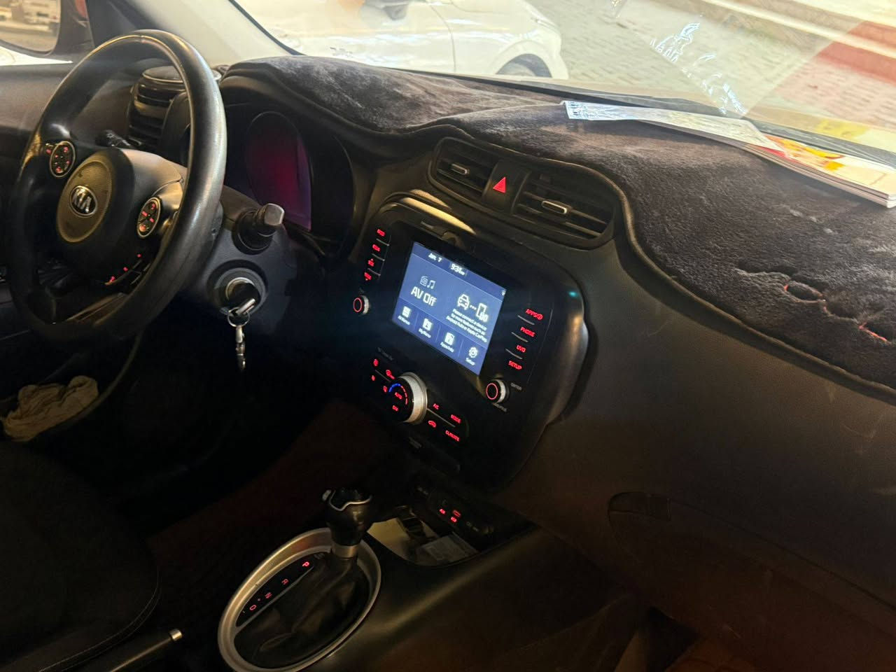 كيا سوول 2019 رقم بغداد دولي 
شاشه كبيره 
فول تحكمات
مثبت سرعه
وضعيات قياده
مانع انزلاق
ايكو 
محرك الكبير 2000 GDI وارد امريكي
ماشيه 60 الف
محرك كير حداديه تبريد كفاله 100‎%‎ 
كامره دواره
ويل كب كبير 
السياره داخله بلا حادث
حادثها بالعراق صبغ ثلاث قطع
مكان السياره النجف الاشرف
السعر 130 مع المجال البسيط
للتواصل الاتصال على الرقم 
***********
غير متواجد على الفيس
