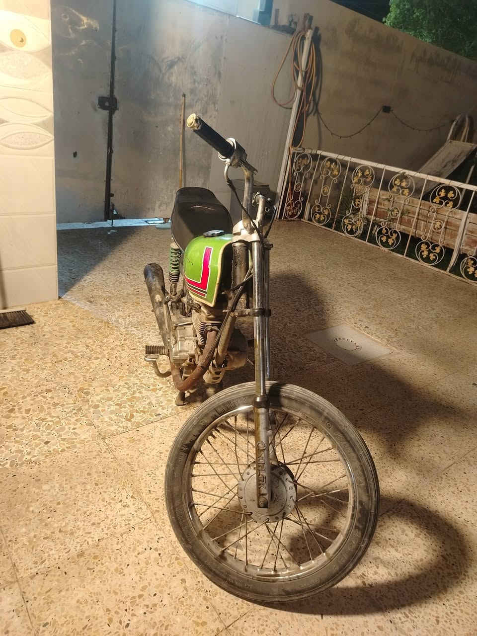 سلام عليكم عندي درجه نامه اربعه كير نضيفه ريده مروس ب درجه خمسه حته اذا شويه تعبانه العنوان بغداد الجزيره السياحه وتساب***********
