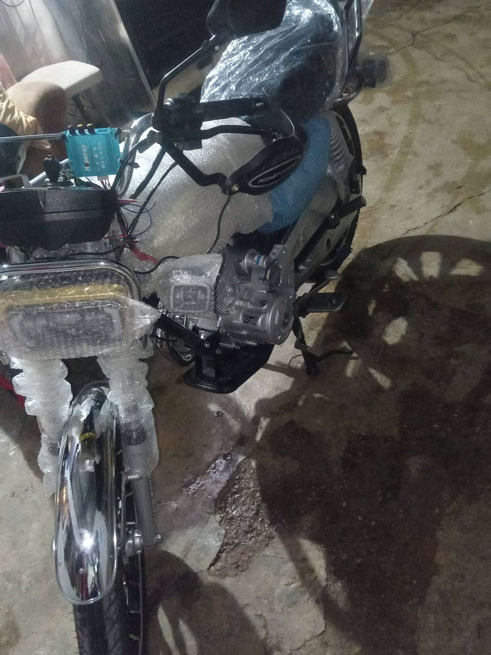 سلام عليكم عندي هاي دراجه خمسه كير 2025  للبيع رقم وسنويه بعده صفر ميحتاج احجي
سعرها مليون 800قفل مكاني كركوك ***********
