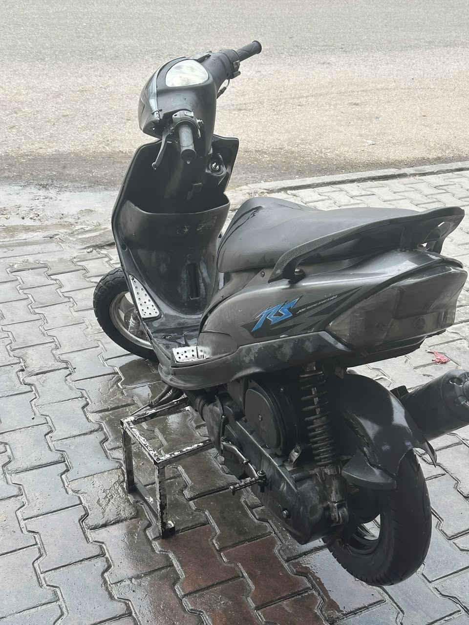 سلام عليكم ماكس عدله بوشه 55 دراجه كلها شغاله سلف هندر كهربايات شلعه معدل ماناقصها شي 
***********
