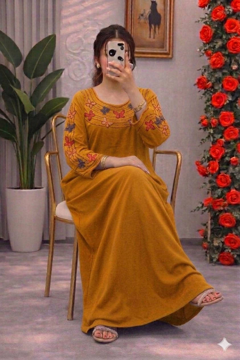 جمال الموديل ولا غلطة 😍
گلابية نسائي موديل فرعوني 
خامة كشمير كابوي شغل تطريز وستراس 
قياسات L-2xl
متوفره ب٦ الوان 
السعر 13 الف قطعتين ٢٥


**إذا كنت صاحب هذا الإعلان وتريد حذفه لأي سبب، رجاءا أرسل رسالة إلى الدعم الفني**