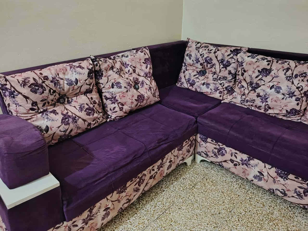 للبيع 
العنوان حي سومر
٨ امتار


**إذا كنت صاحب هذا الإعلان وتريد حذفه لأي سبب، رجاءا أرسل رسالة إلى الدعم الفني**