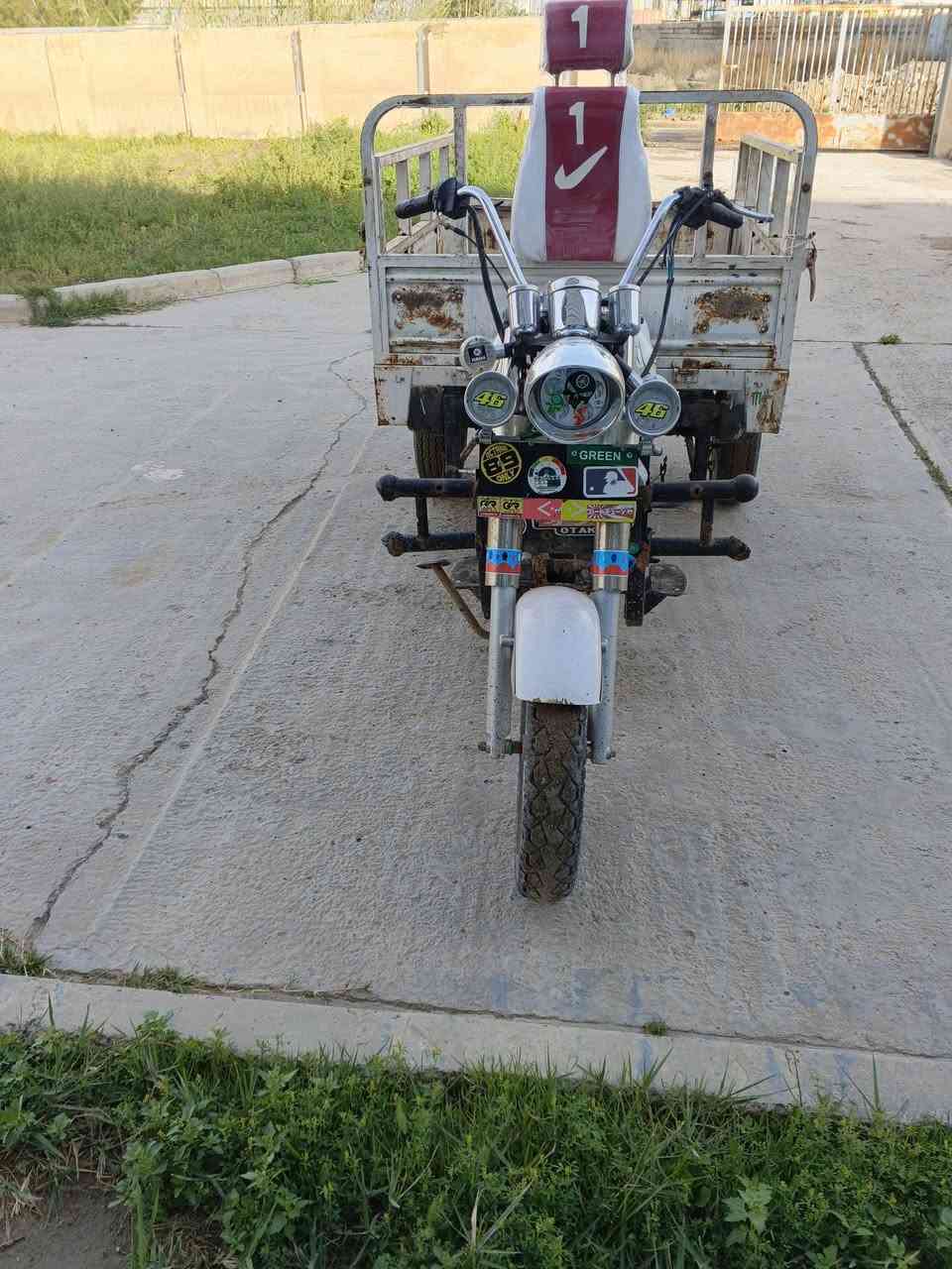 ستوته للبيع موديل ١٠ رقم نكليزي مداور لمته ما يعجبكك 
ستوته جاهزه عوزهة صبغ شاصي فقط شاصي مكفول مكاني رميثه وره لملعب للقديم ‏‪***********‬‏
