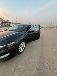 ماليبو موديل 2022بغداد حره  حادثه باب فقط ولباقي مكفوله نص فول سعر ١١٠...