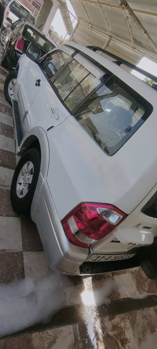 سلام عليكم باجيرو للبيع 2004 رقم بغداد دولي بسمي تحويل ثاني يوم
محرك لاتنقيص ولاتبخير حداديه جاهزه سياره جاهزه تبريد ثلج ❄ تدفئه شغاله السياره كفاله عامه لاصبغ لا معجون لاضربه  ماعده بارد شبر بل بنيد كما موضح بل صور والسونار مرفق بل صور 
مكان السياره ناصريه قضاء النصر 
السعر /95 
رقم الهاتف /***********
