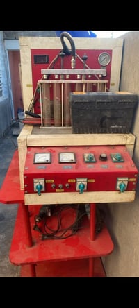 ورحمه الله وبركاته جهاز نوزلات فحص جديد شغال وشحانه بطاريات السيارات  ...