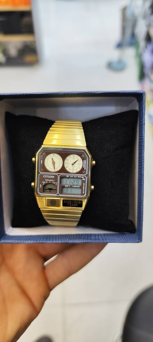 وجبه اصلي
سعرها 330 الف 
توصيل موجود


**إذا كنت صاحب هذا الإعلان وتريد حذفه لأي سبب، رجاءا أرسل رسالة إلى الدعم الفني**