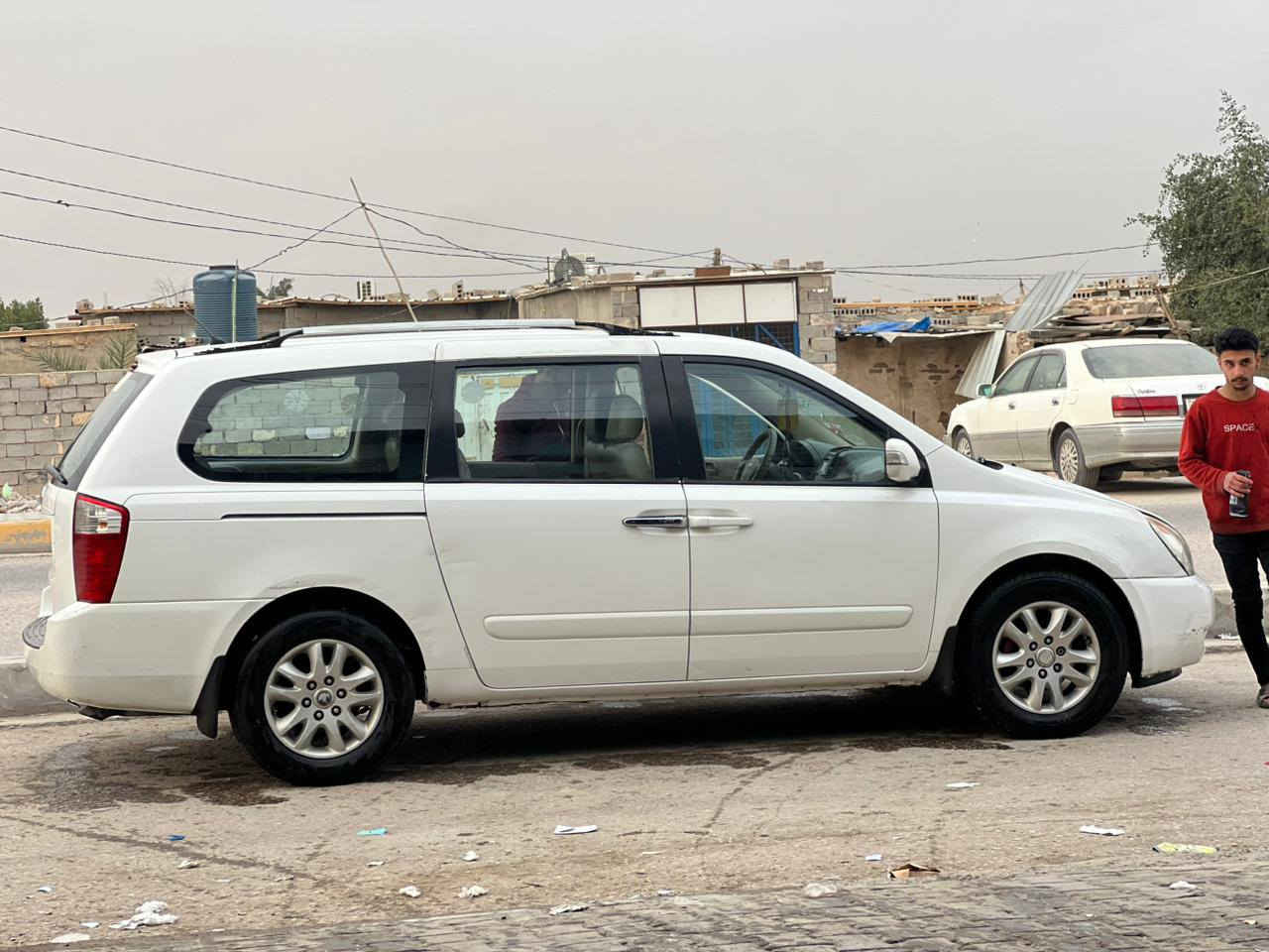 سلام عليكم كيه سيدون خليجي  موديل 14
سياره نضيفه خير من الله بيه جاملغ مامي جهت السايق 
ودحجه بصيطه بل قبق بانزين 
ولباقي خير من الله كير محرك حداديه تخم تاير دوشمه تبريد ثلج 
سياره جاهزه للشغل رقم مثنى 
الستفسار عله هاذه الرقم 
***********
***********
