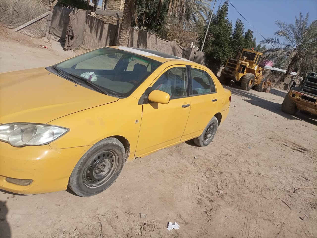 بيوايدي موديل 11 f3 محرك وكير خير من الله حداديه جديده بس مشط كايمه بي جبنه تبريد عوزه كهربائيت تدفئة شغال رقم سياره بغداد سنويه ل30 مكان سياره بابل سعر 34 وبيها مجال رقم الهاتف ***********
