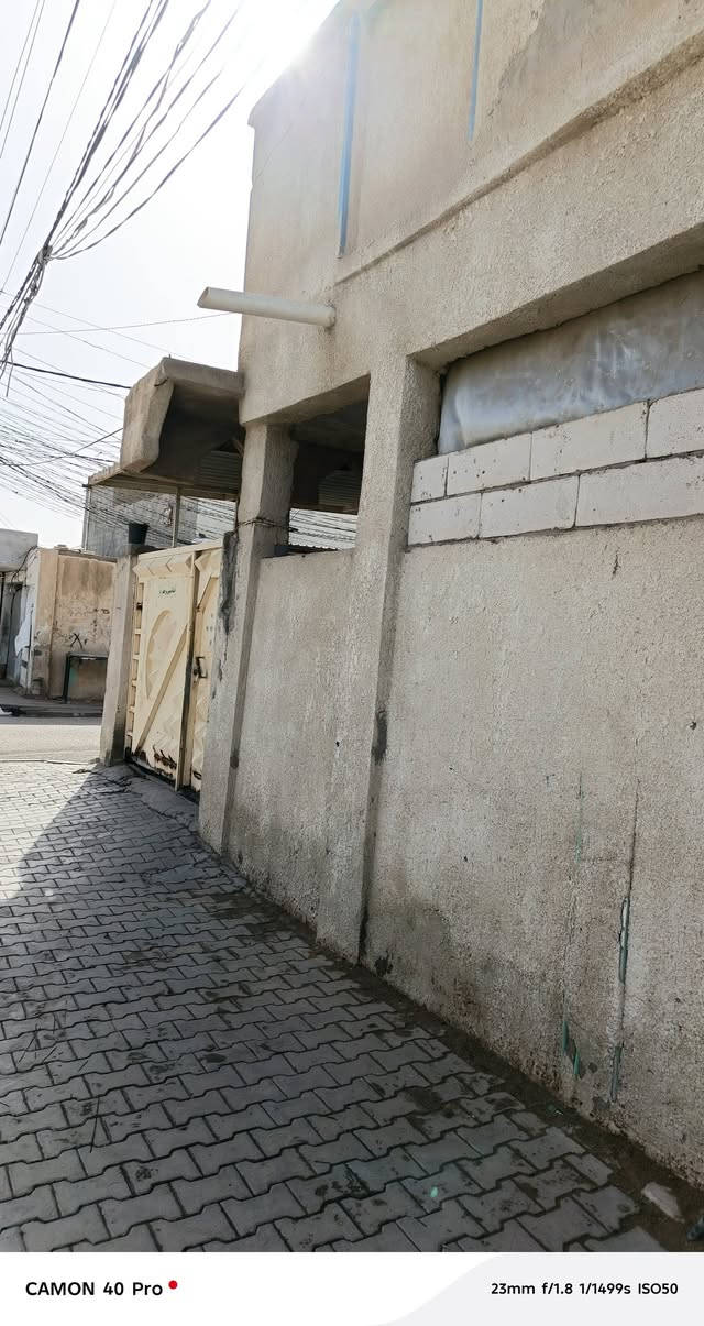 دار للبيع مساحه 220 ركن على منتزه  الاستفسار ***********
