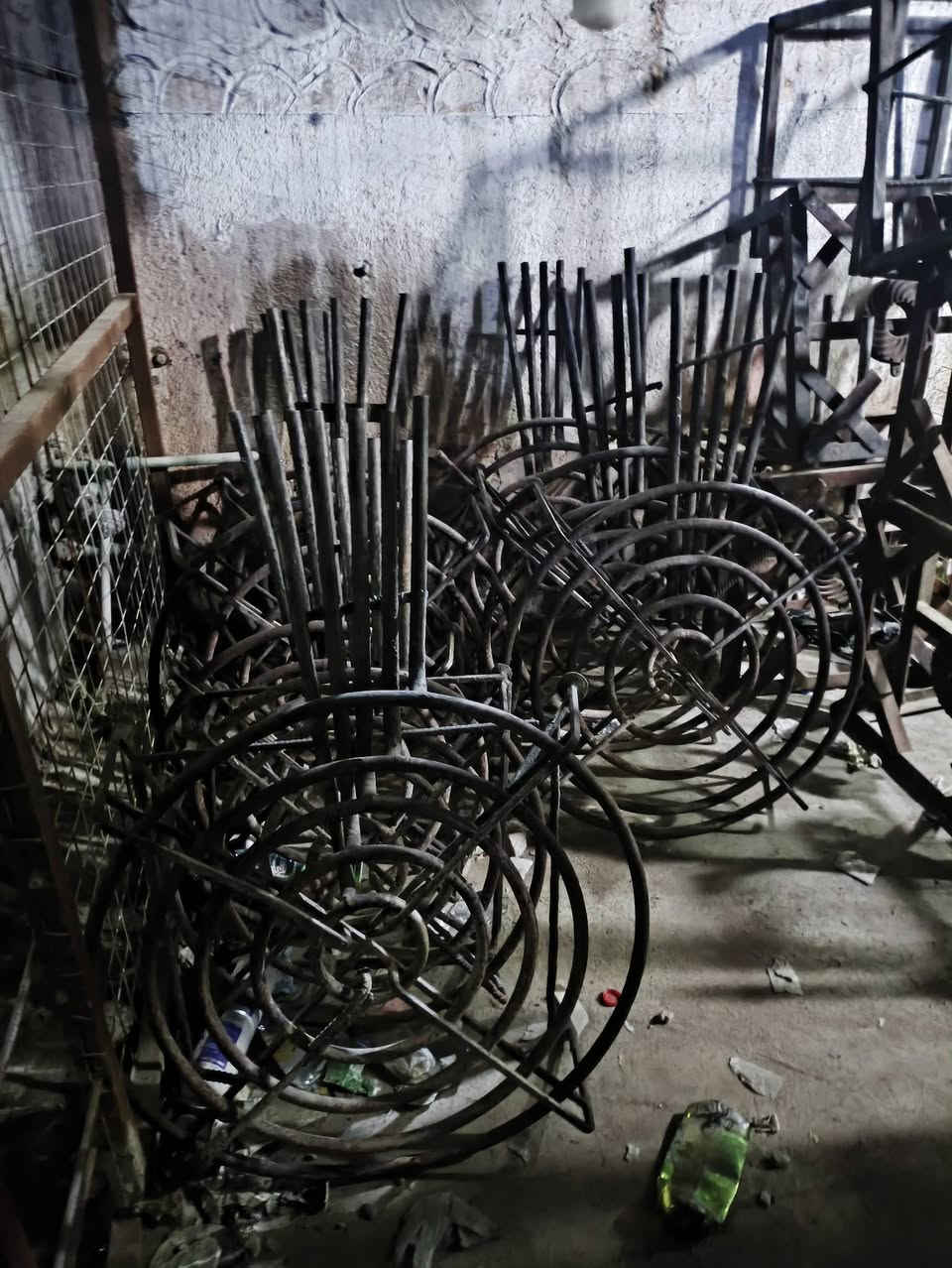 سلام عليكم قزنات وجتوره طباخات زلابيه رقم ***********
