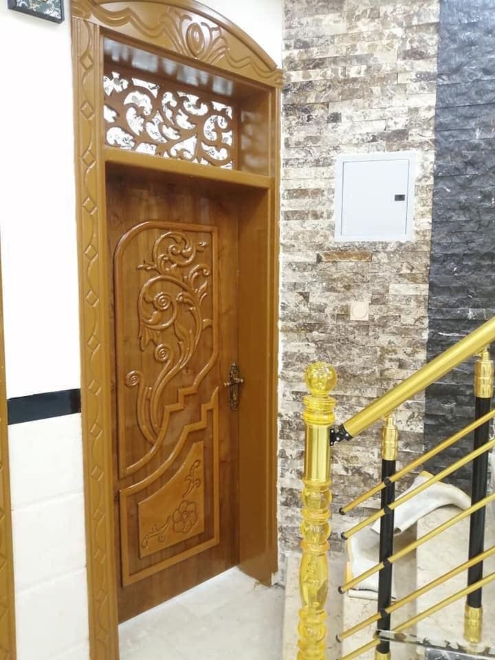 على بركة الله 
يعلن ابو ياسر النجار عن استعداده لعمل كافة الابواب الخشب 
بكافة الأنواع والتصاميم 
عمل درجة اولى 
تصليح وصبغ الابواب القديمة 
تصليح الاثاث القديم 
للأستفسار *********** واتساب 
نعمل في جميع مناطق بغداد 
العنوان سبع ابكار نهاية سوك السمجة
