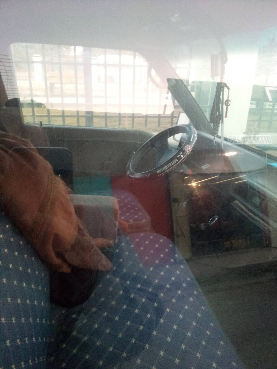 سياره للبيع ميسوبيشي باص رقم انكليزي حمل كير محرك مضبوط  سعر 33 ورقه
عنوان / بغداد المحمودية
***********
