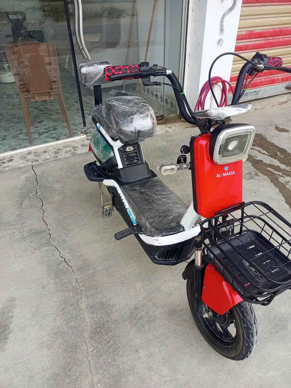 سعر 200 وبي مجال 
***********
