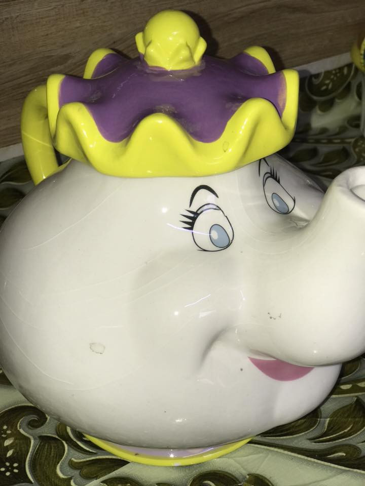 قوري الحسناء والوحش اصلي مختوم دزني بي خطوط صبغ من المصنع مامبينه جديد حجم كلش كبير  السعر ب١٥  عندي توصيل ب٤


**إذا كنت صاحب هذا الإعلان وتريد حذفه لأي سبب، رجاءا أرسل رسالة إلى الدعم الفني**