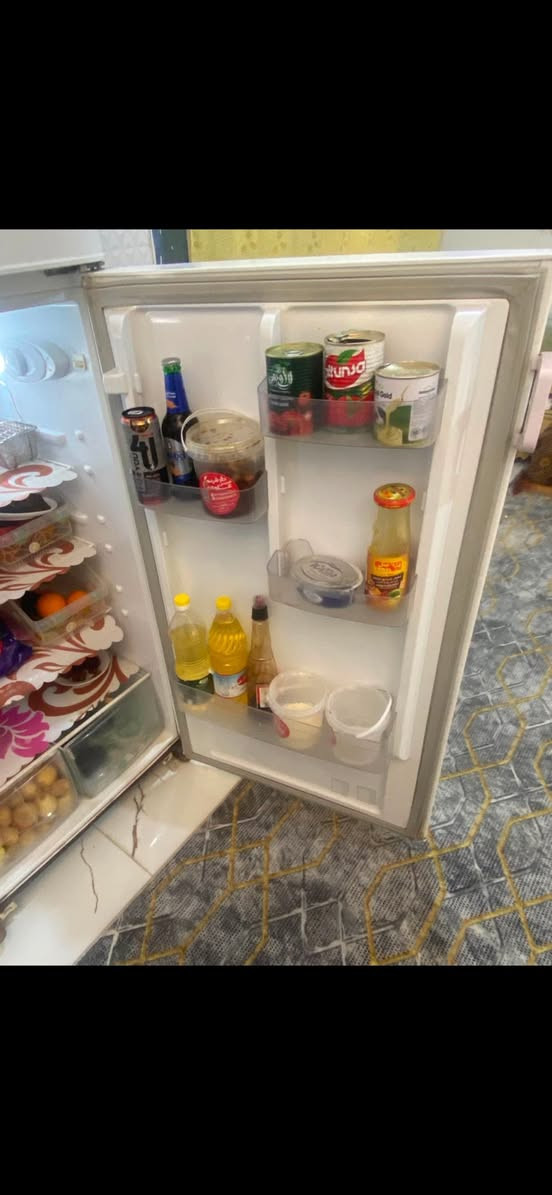 ثلاجه للبيع مثل البلصوره النضافه السعر 200 وبيها مجال


**إذا كنت صاحب هذا الإعلان وتريد حذفه لأي سبب، رجاءا أرسل رسالة إلى الدعم الفني**