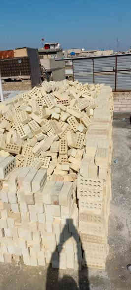 ونج تصعيد مواد البناء طابوق رمل اسمنت شتايكر زميج بلوك في جميع مناطق بغداد الاتصال على الرقم التالي *********** من رخصه الادمن

