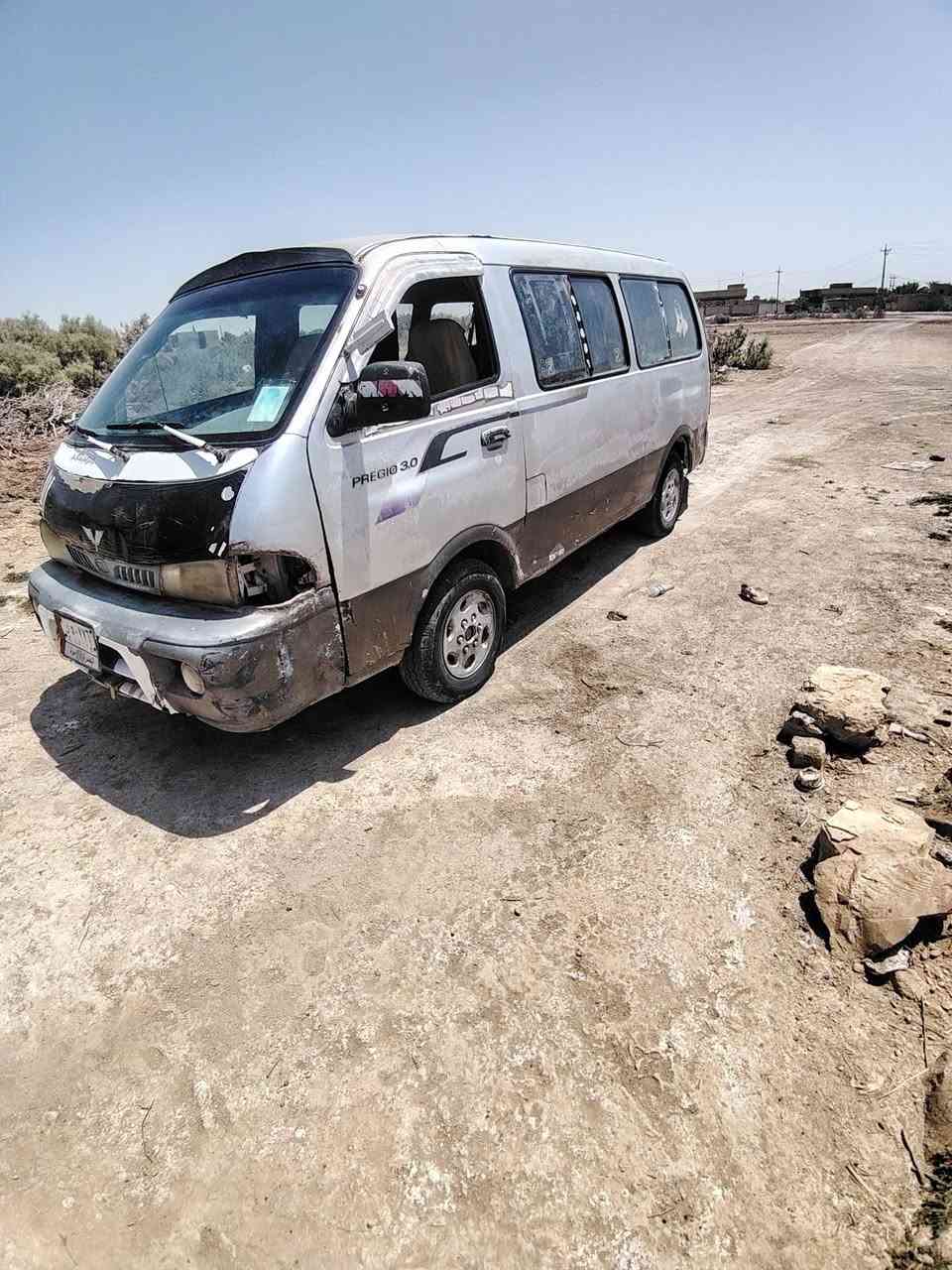 سلام عليكم عدي هاي لبريجو للبيع موديل ٩٨ مكينه وكير وحداديه وكسن شرط ولكشر بلادي بس بيه خياسات بصيطه دواخل بلادي المكان سماوه سعر ٣٥ صافي كله وراي ولعده سياره مراوس راوس حسب القناعه وهاذه رقمي ***********

