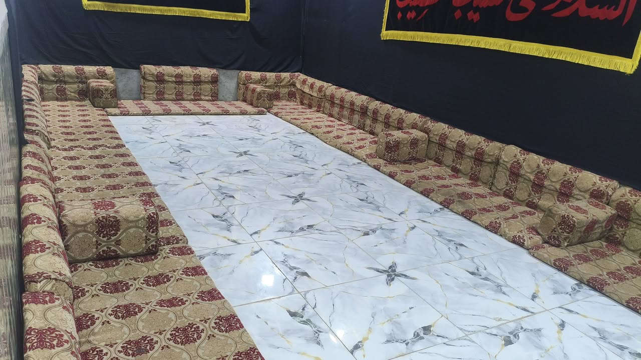 كعدة ١٤متر مع ٧تجوات و٧دوشك مثل مامبينة بصورة نظافتة ٦٠٪للبيع كربلاء سعر ١٠٠وبي مجال لشراي للتواصل اتصال علرقم *********** مكاني شارع الحافظ

