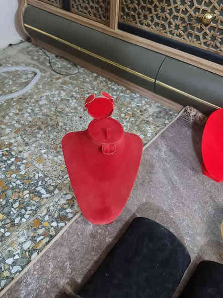 كلمن وسعره شنو يحتاجون راسلو توصيل اكو ***********
