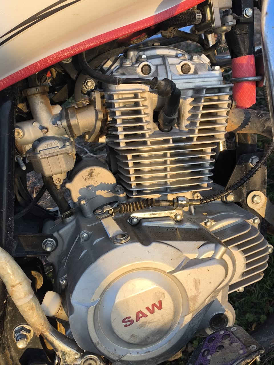 سلام عليكم. ساو ناصي البيع وراق كامله  موديل 24 نضيف   حلا من الصوره   سعره مليون 350وبيه مجال هاي رقمي مكاني  بلد  ***********
