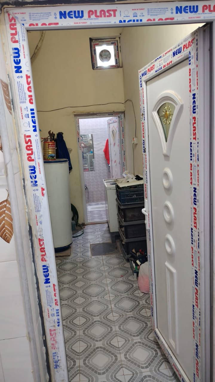 يــالله بــيــت  70 متر … بــيــت خلفي ممر 1/80
بناء طابـوك اساس صب سقـف عكاده …
 بــيــت مرتب  مشمول بالطابو قريب لشارع الرئيسي جدا …
غــــرفـــه صــــالـــه مــطــبـــخ تـــخــاريـــج …
عنوان البيت شارع المطار السايدين  قرب قاعه الياسمين 
السعر 54 بي مجال بسيط 
للاسـتـفـسـار *********** واتــســاب +اتــصـال 

#مكتب_الحجيمي_للعقارات_قرب_صيدليه_الالفه 
#تــرمــيـم_بــنـاء_ايــجـار_رهــن_بـيـع_شـراء
