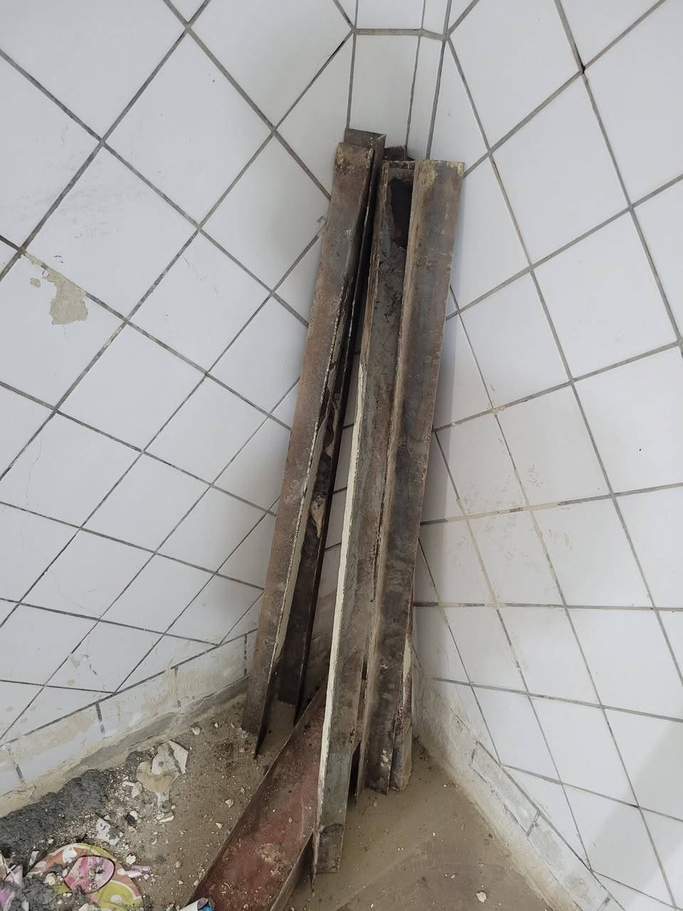 شيلمانه طول اربعه متر ب٤٠
هنكلانات عدد سته متر وربع الوحده ب٣٠


**إذا كنت صاحب هذا الإعلان وتريد حذفه لأي سبب، رجاءا أرسل رسالة إلى الدعم الفني**