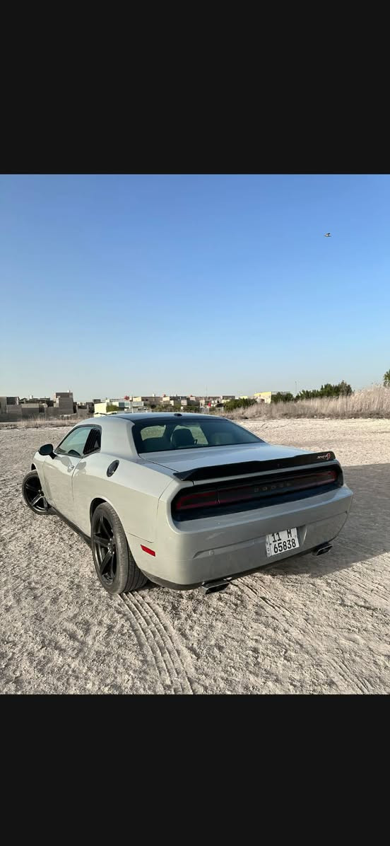 سلام عليكم بيع اومراوس جالنجر 13 3600تغيرلون ***********
