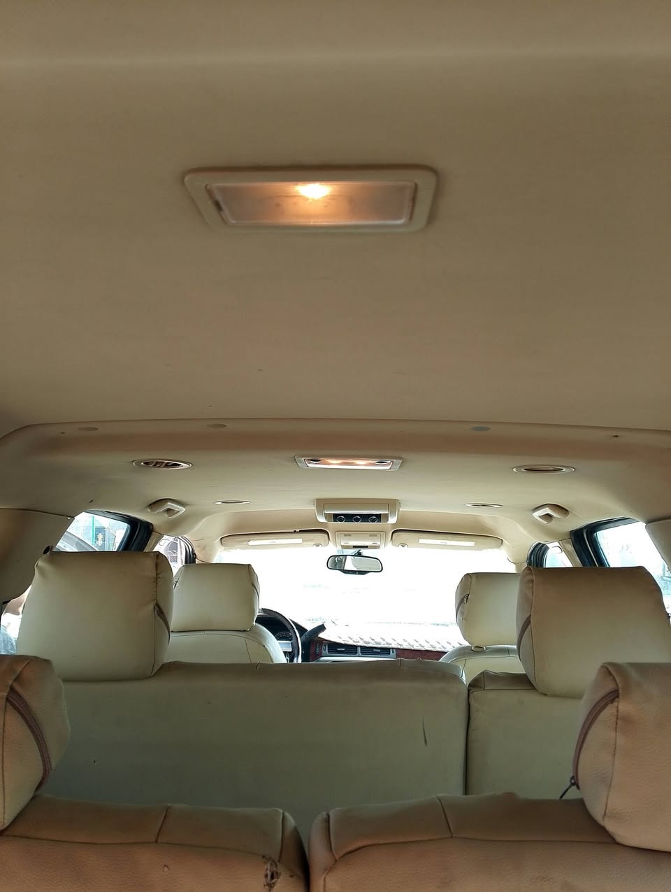 ادوات ادوات شوفر طويل 2012  مصبوغ ابيض مصفر دواخل مكينه كير اكسل تبريد حداديه فول السعر 70 وبيها مجال الزبير ***********
