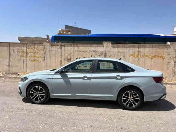 Jetta 2025 s sport
فولگسواگن جیتا ٢٠٢٥ بێ سبوخ بێ ایرباگ ٣ هزار مایل رویە بەرد رادار بیلاد بدون صبخ 
***********
*********** اكر
