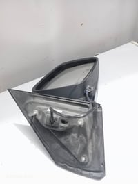 مرايا جانبية يمين للبيع  للتواصل 07807276916