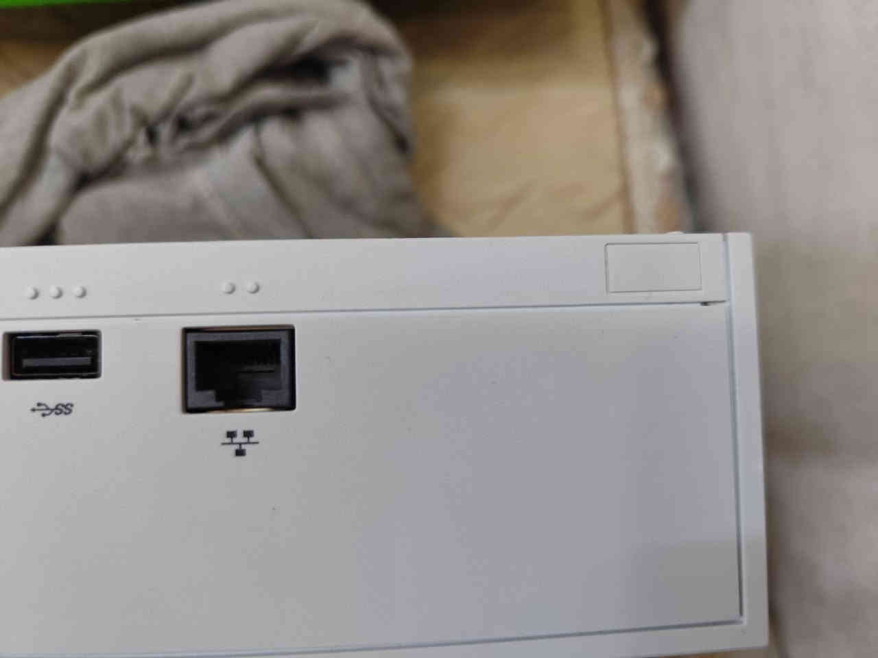 سلام عليكم شباب
جهاز اكس بوكس اس سيريس للبيع انتاج 2022
 حيل نضيف ومرتب كامل الملحقات الاصليه كيبل
 كهرباء كيبلhd  
يده وحده اصليه كلش نظيفه 
جهاز حيل نظيف ولا شخط بيه 
هارد الجهاز 512ssd 
لامفتوح ولا مصلح ولامبند  ومصور لكاته على وضع الشركه  وتصفح اون لاين مثبت بالمنشور يعني جهاز مامبند  واليده مابيه اي عطل ولادرفت كلش نضيفه
والملحقات نظاف كلش 
كارتونه موجوده 
جهاز مليان اللعاب منزلات وجاهزات اخر تحديث والجهاز اخر تحديث كبل شد واللعب 
جهاز كله على وضع الشركه جهاز ابد مامتعوب باللعب والتصفح طلقه 
بي حساب مشترك 
بيه كومه اللعاب امنزلات الك كبل شد واللعب
بيه كرة قدم  تعليق عربي 
بيس 26 بيه حساب كرة قدم بيس 26كلش قوي مليان لواعيب اقوياء روح نافس بيه اون لاين 
مكاني بالحله 
سعره ب295 الف قفل

***********
