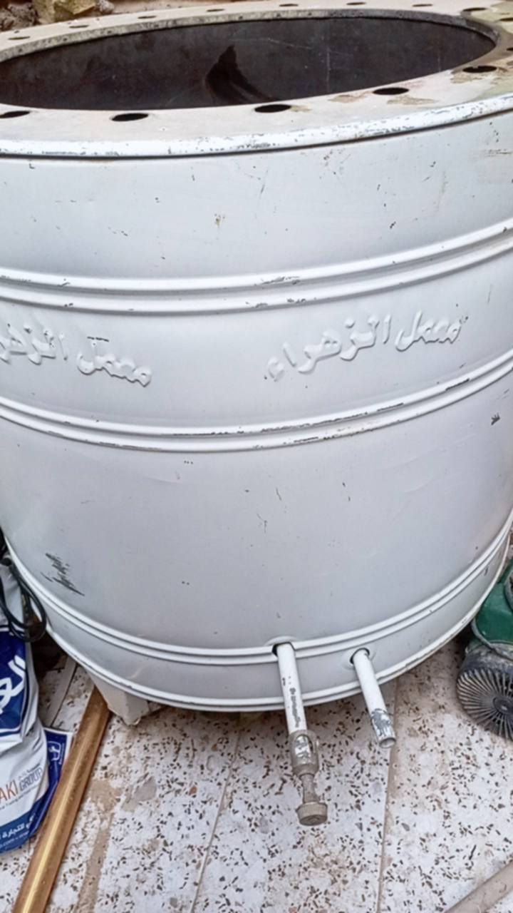 صوبة نفطية وتنور بعدة جديد للبيع السعر خاص ***********
