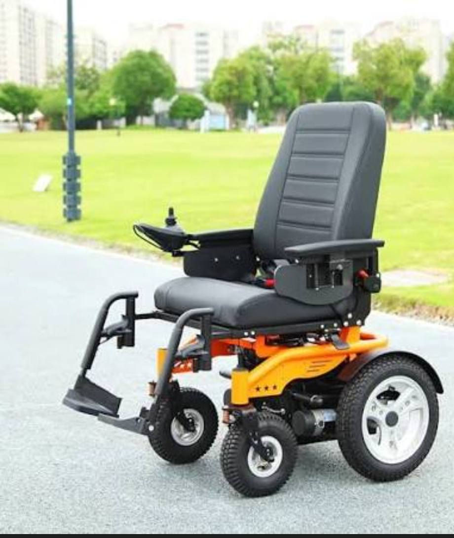 كرسي كهربائي جديد غير مستخدم بـ550 وبيها مجال
للتواصل ***********
