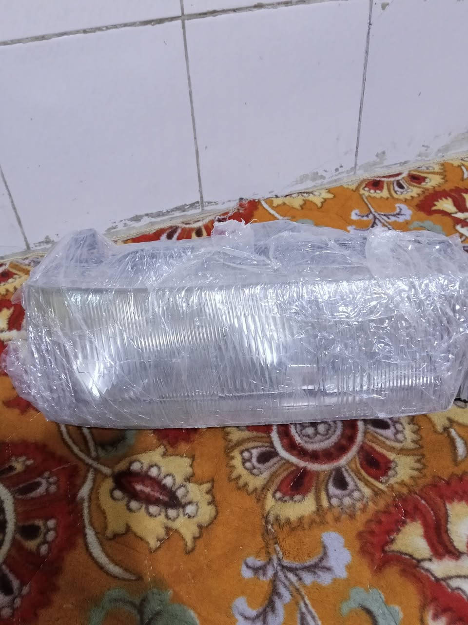 سلام عليكم اخوان غراض كرسته كلمأ وسعره مكان الكرنه رقم تليفون ***********
