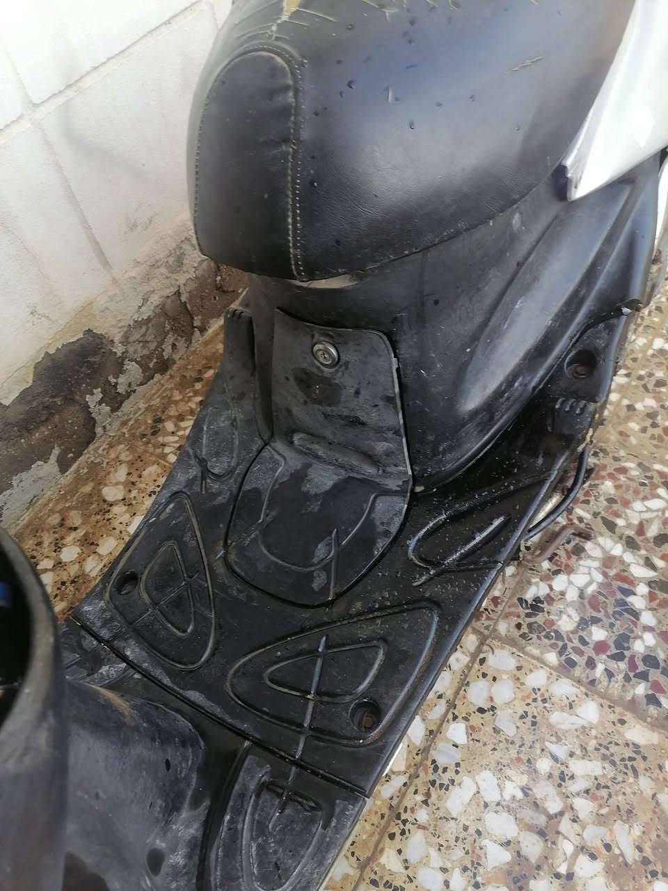 السلام عليكم
دراجة الكزز اللبيع متروكة
تابرات جدد
دبلات.جدد
صالنصة.اصلي
كابريتر.اصلي
كفر.اصلي
ابيع كوم حديد
السعر ١٢٠ قفل لاتسالني شبيهة مثل ماموجود بصورة
بابل بكرلي شارع المدرسةابن طاووس ***********
