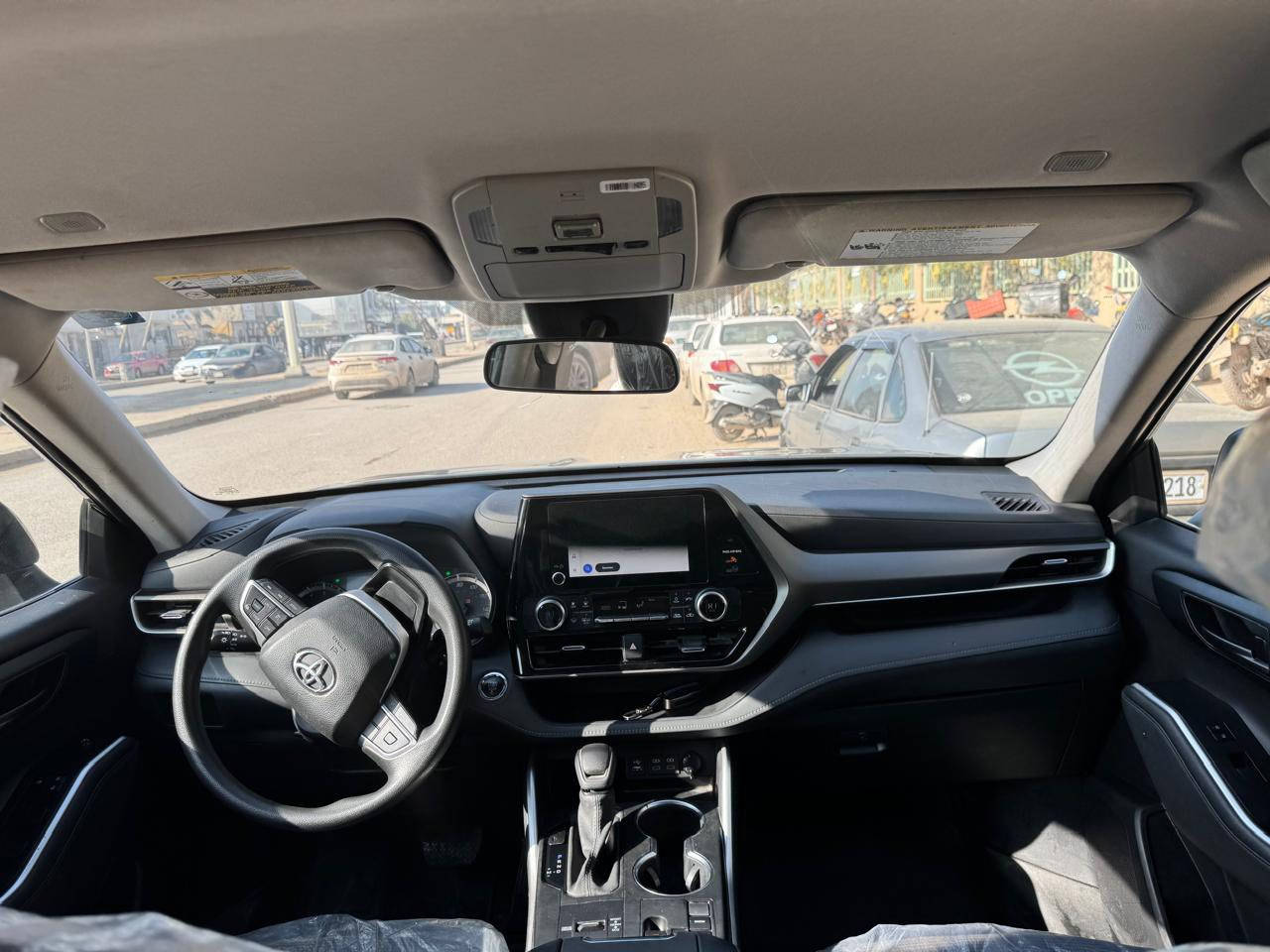 السلام عليكم
هايلاندر Le 2023 وارد امريكي
4 سلندر تيربو  
ضررها بنيد فقط مرفق مع الصور
ارباك الدرگة طاك وراجع سستم 
ماشية 70 الف كيلو متر 
السياره نظيفه وحلوه كلش 
معروفه مواصفتها مع البصمه 
رقمها بغداد 
رايدها 28500$ وبيها مجال ان شاءالله 
للأستفسار اكثر التواصل على الرقم 
***********
