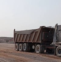 بسم الله الرحمن الرحيم مقطوره للبيع موديل 2025 طول 7/65  شاصي 16، دناك...