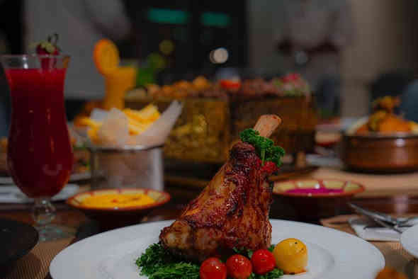 سارع بتسليم جوازك عمرتي جماد الثاني ورجب الأصب مقاعد محدوده على الراغبين لأتصال على الرقم *********** بناسب أسعار برامج 10 ايام تنطلق حملته يوم 15 طيران بوفي مفتوح كل هاذه بسعر 950 الف هديه جنطه كتف احرام
