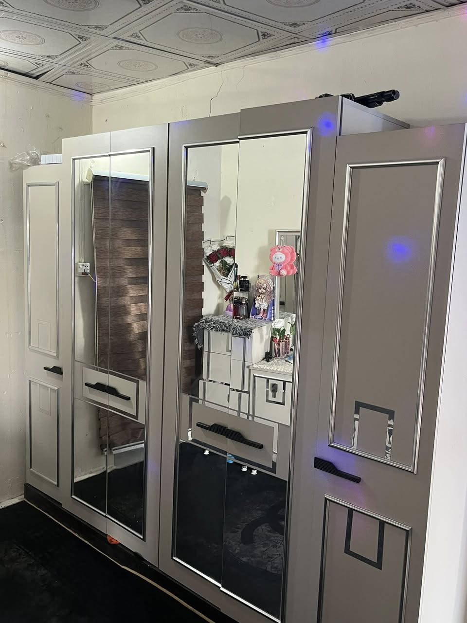 السلام عليكم غرفة تركية للبيع  ماخذهه 1500 ونص قبل 6 اشهر  بي المخزن محولة صوميات خشب قويات نضيفة كلش  اريدهه 850  9 قطع كاملة بيهه خدش صغير بس وهاي صورهه مكاني بغداد الصالحية


**إذا كنت صاحب هذا الإعلان وتريد حذفه لأي سبب، رجاءا أرسل رسالة إلى الدعم الفني**