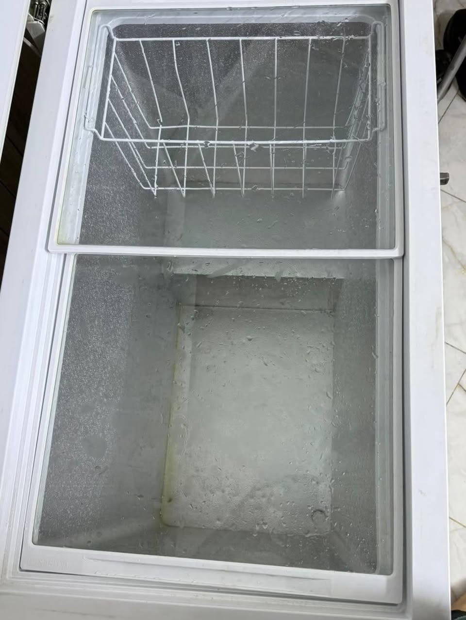 *فريزر Hisense للبيع* ❄️
نظيف وشغال 100%  
السعر: *200 ألف*  
المكان: الشعب - شارع عدن  
للاستفسار خاص


**إذا كنت صاحب هذا الإعلان وتريد حذفه لأي سبب، رجاءا أرسل رسالة إلى الدعم الفني**
