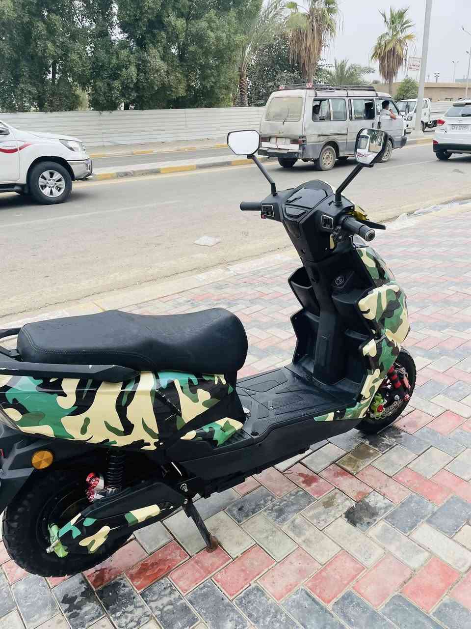 السلام عليكم
دراجة سكنس للبيع 
السعر ٦٥٠ وبيها مجال الدراجة نضيفة 
مكاني طارمية وهذا رقمي ***********
